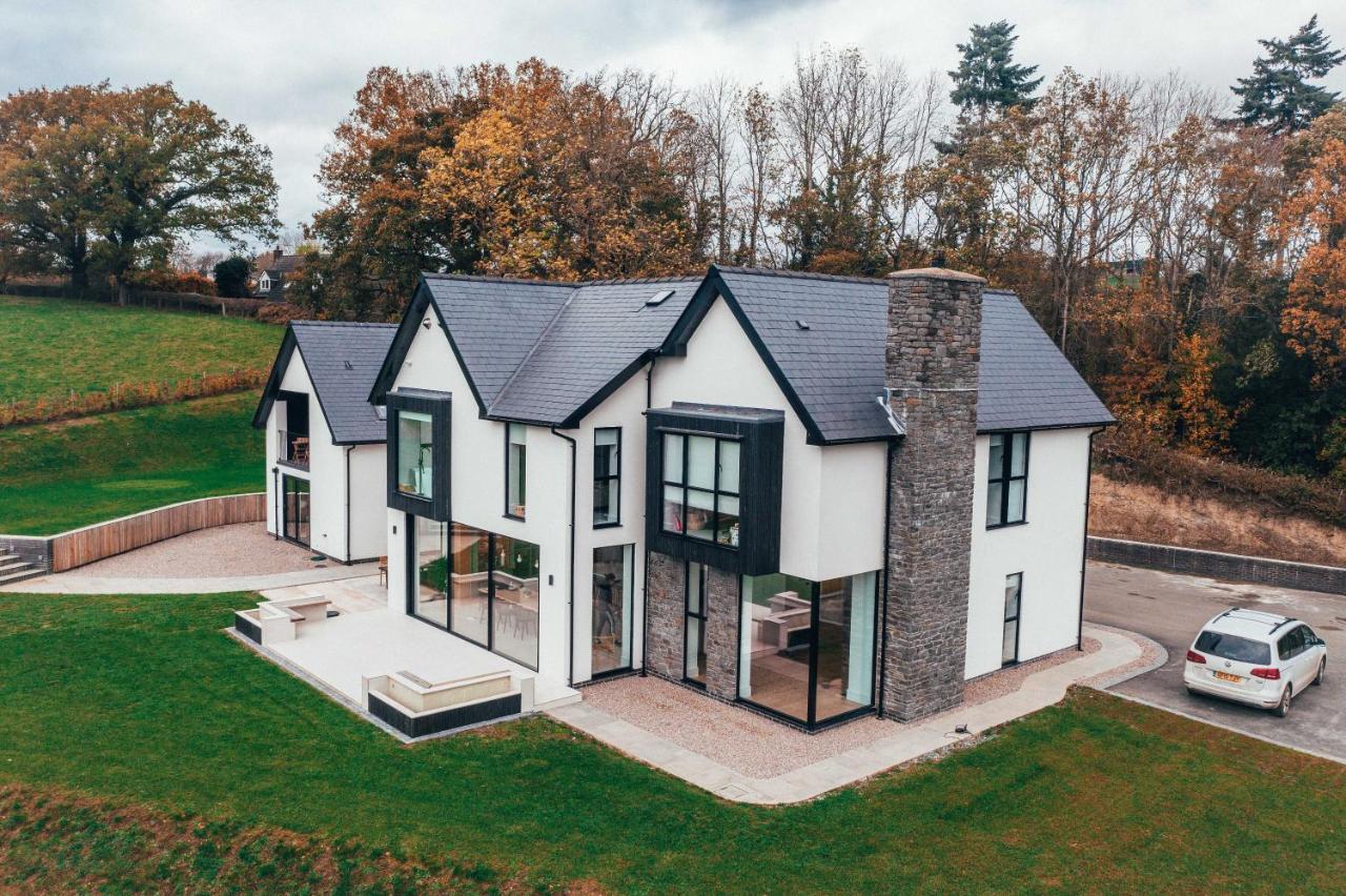 The Loft Studio Apartment - Above Detached New Build Garage Llanymynech Zewnętrze zdjęcie
